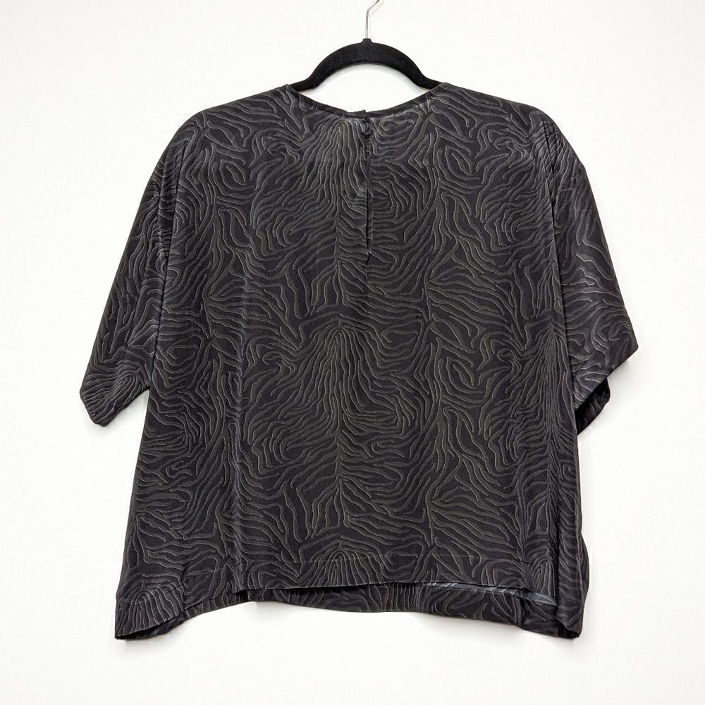 Tucker The Eden Silk Tee Black Tiger - Picture 4 of 7